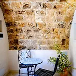 La Grotta, Luxury & * 노토