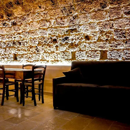 La Grotta, Luxury & Dom wakacyjny